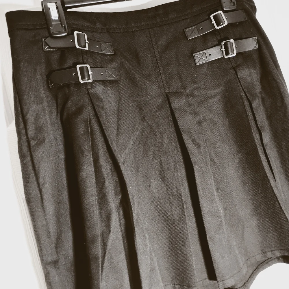 Hot Topic Pleated Mini Skirt Double Buckles